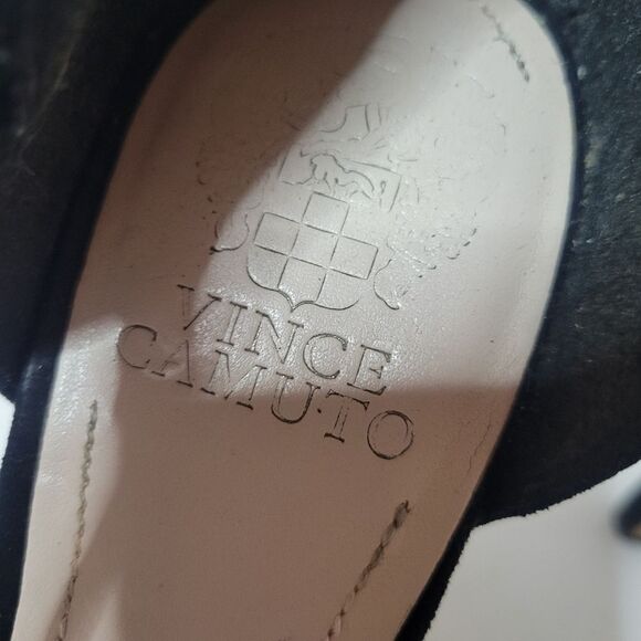 Vince Camuto Akido Leather Platform T-Strap Heels Gunmetal and Black Suede - Picture 7 of 16